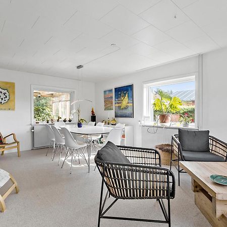 Bed and Breakfast Logi I Hus Med Kunst Og Have à Vestervig Extérieur photo